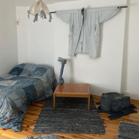 Chambre Jean'S Chez L'Habitant A 朗巴勒 外观 照片