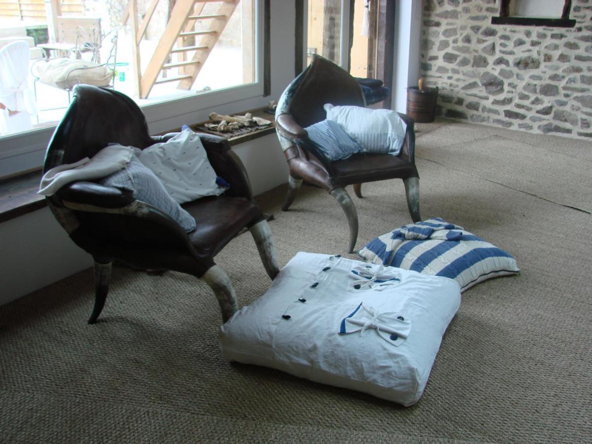 Chambre Jean'S Chez L'Habitant A 朗巴勒 外观 照片