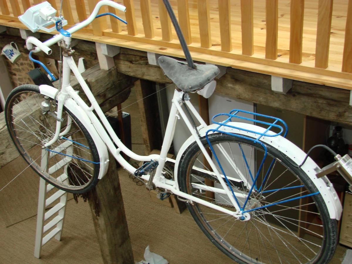 Chambre Jean'S Chez L'Habitant A 朗巴勒 外观 照片